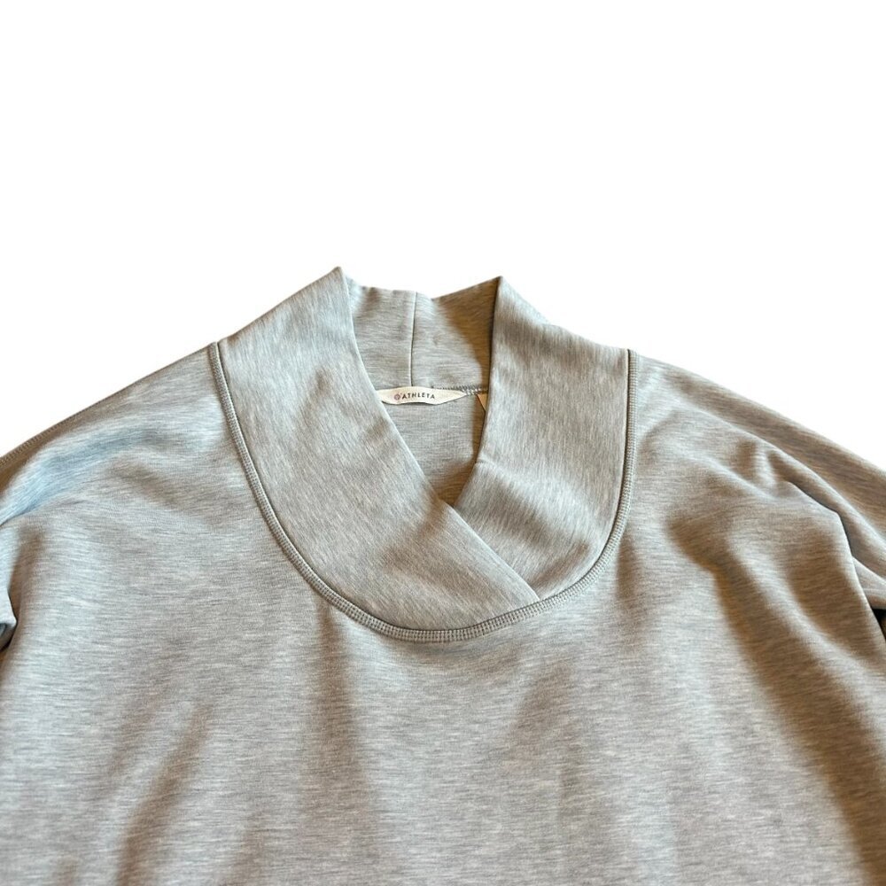 Athleta Grey Long Sleeve Shift Dress Stretchy Classic Athleisure Size Small - Picture 2 of 12